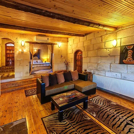 Πανσιόν Adanos 4*