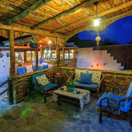 Adanos Πανσιόν