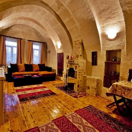 Adanos Πανσιόν Avanos