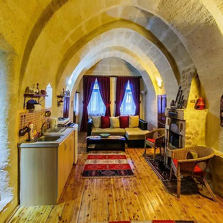 Πανσιόν Adanos