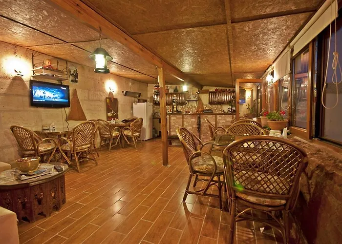 Πανσιόν Adanos 4*