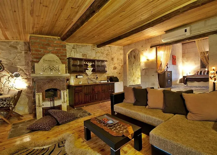 Adanos Πανσιόν Avanos